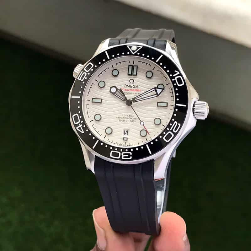 Omega Seamster White Dial Black Rubber Strap Swiss ETA Movement Automatic Mens Watch
