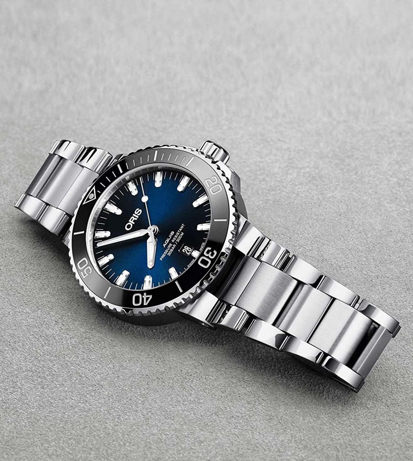 Oris Aquis Date Authentic Automatic Silver Blue Men’s Watch