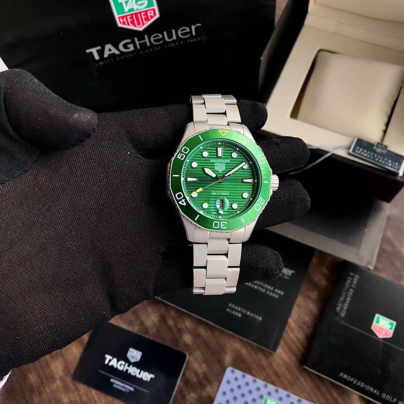 TAG Heuer Carerra AQUARACER Green Dial Special Edition Automatic Mens Watch