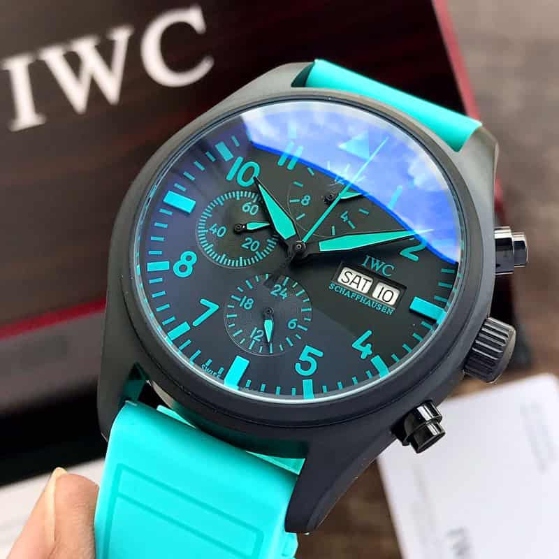 IWC Pilot’s Watch Chronograph 41 “Mercedes-AMG Petronas Formula One Team Edition