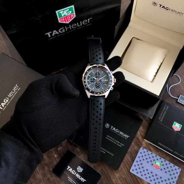 TAG Heuer Carerra Sport Chronograph Special Edition Re-Imagines Formula 1X Grey Racing Mens Watch