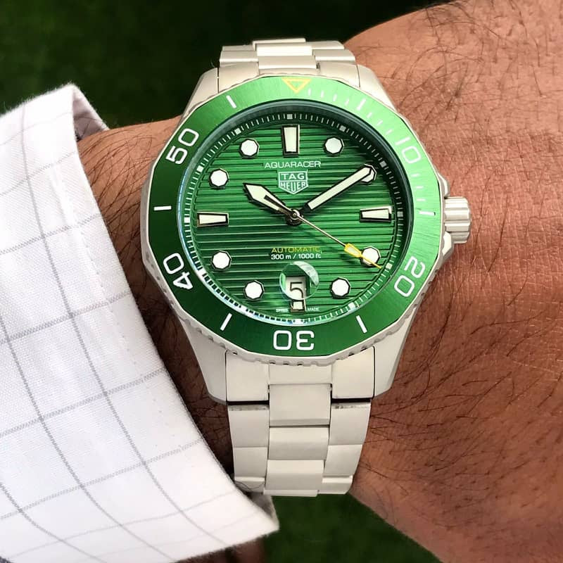 TAG Heuer Carerra AQUARACER Green Dial Special Edition Automatic Mens Watch