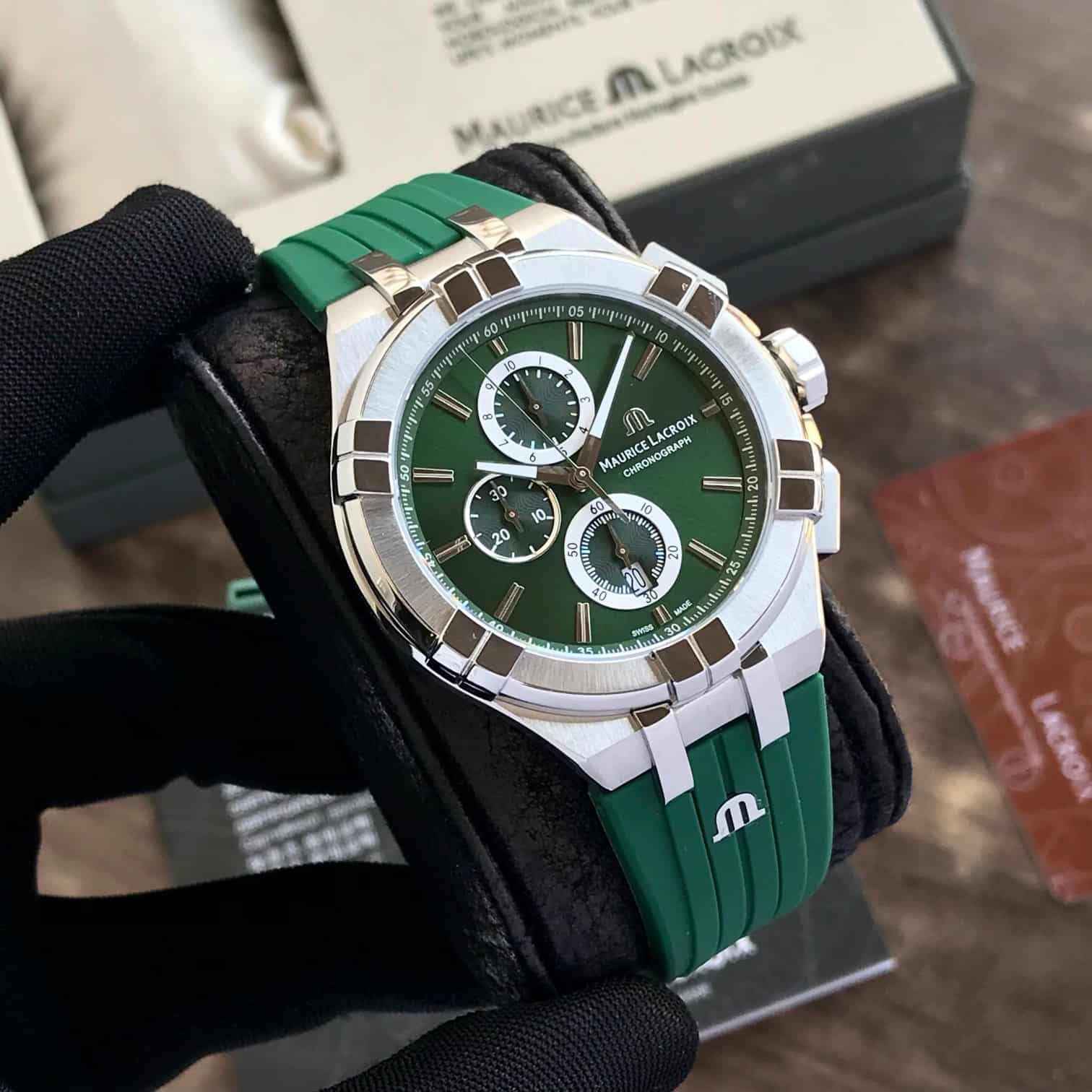 Maurice Lacroix Aikon Quartz Chronograph Green Authentic Mens Watch