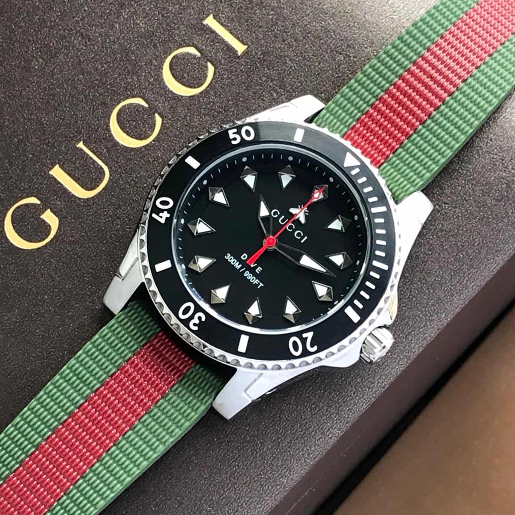 Gucci Dive Premiums Japanese Quartz Mens Watch