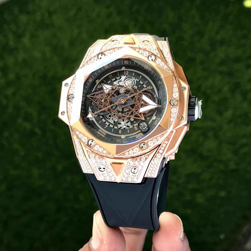 The Hublot Big Bang King Sang Bleu Rose Gold Dimond Premium Men’s Watch
