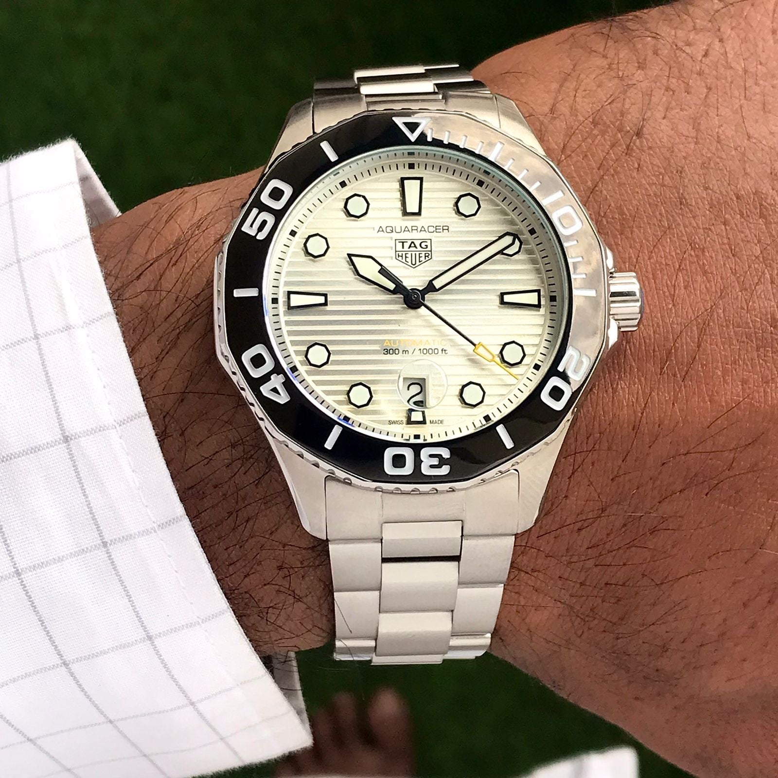 TAG Heuer Carerra AQUARACER White Dial Special Edition Re-Imagines Automatic Mens Watch