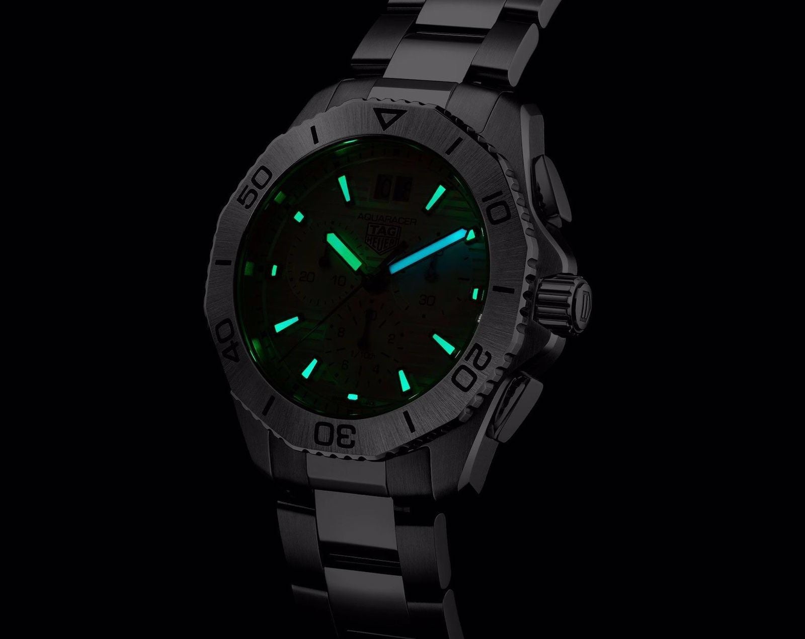 TAG Heuer Aquaracer Professional 200 Date Chronograph’s White Dial Mens Watch