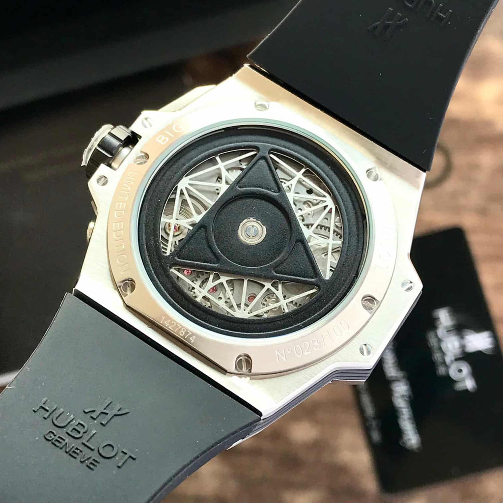 The Hublot Big Bang King Sang Bleu Silver Dimond Premium Mens Watch