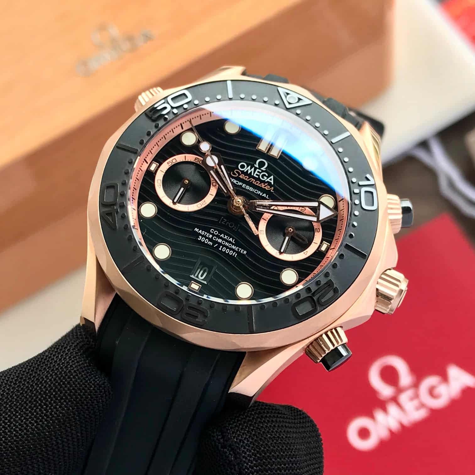 Omega Introduces the Seamaster Diver 300m Chronograph’s Swiss ETA Automatic Machinery Men’s Watch