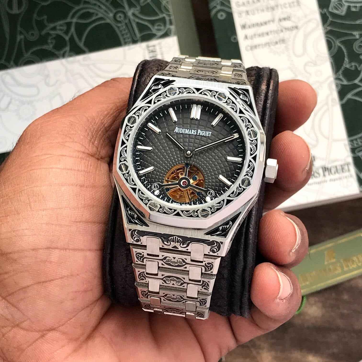 Audemars Piguet Double Balance Wheel Watch for Precision Timekeeping - Therealtime