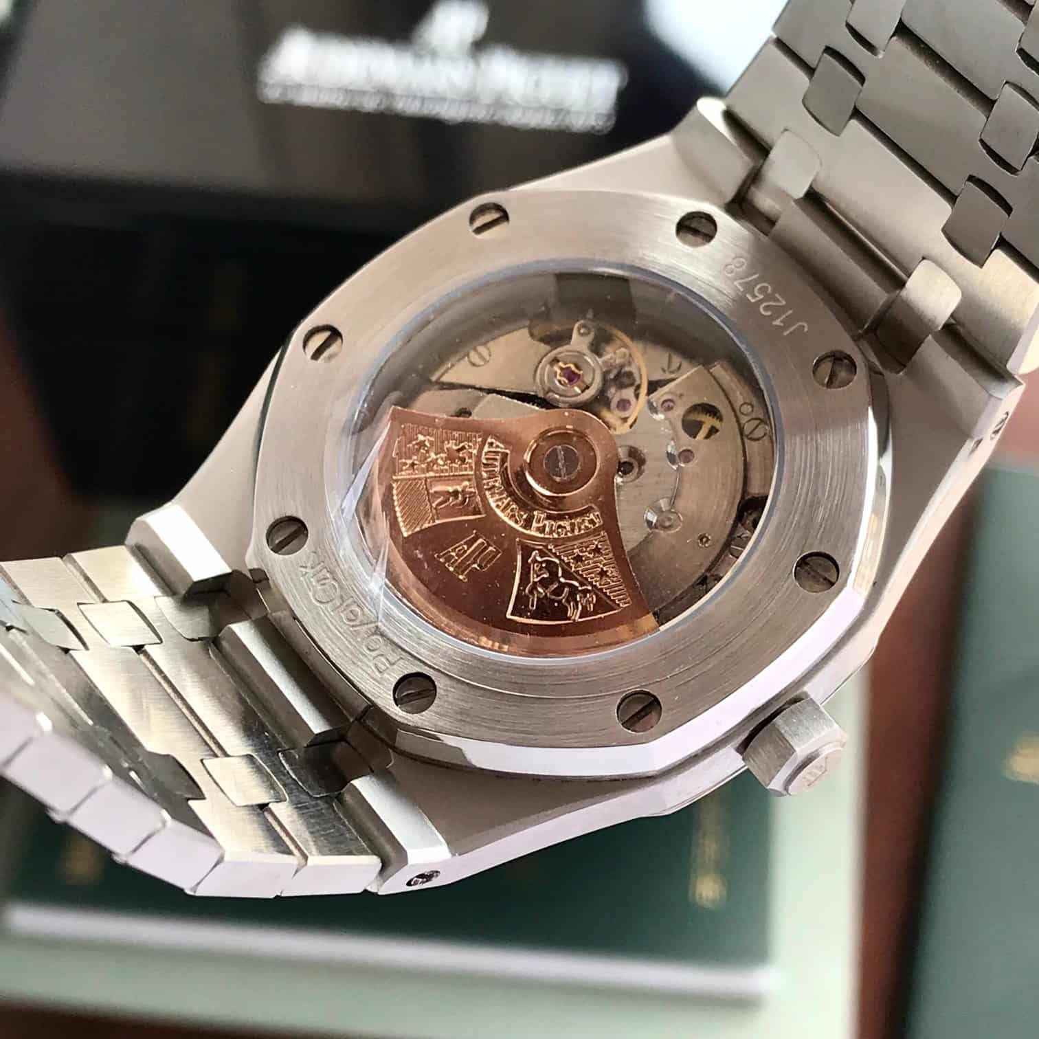 Audemars Piguet Royal Oak Jumbo Extra thin Japanese Automatic Men’s Watch - Therealtime